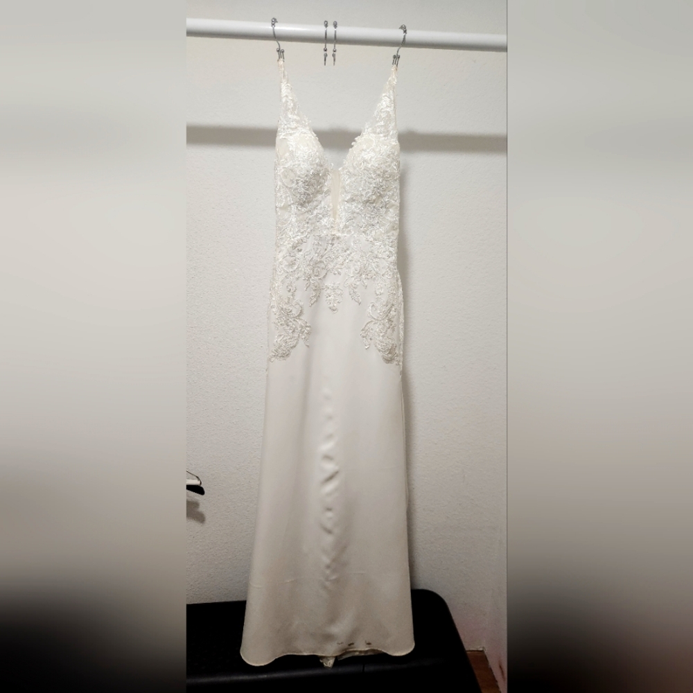 Wedding dress, worn once